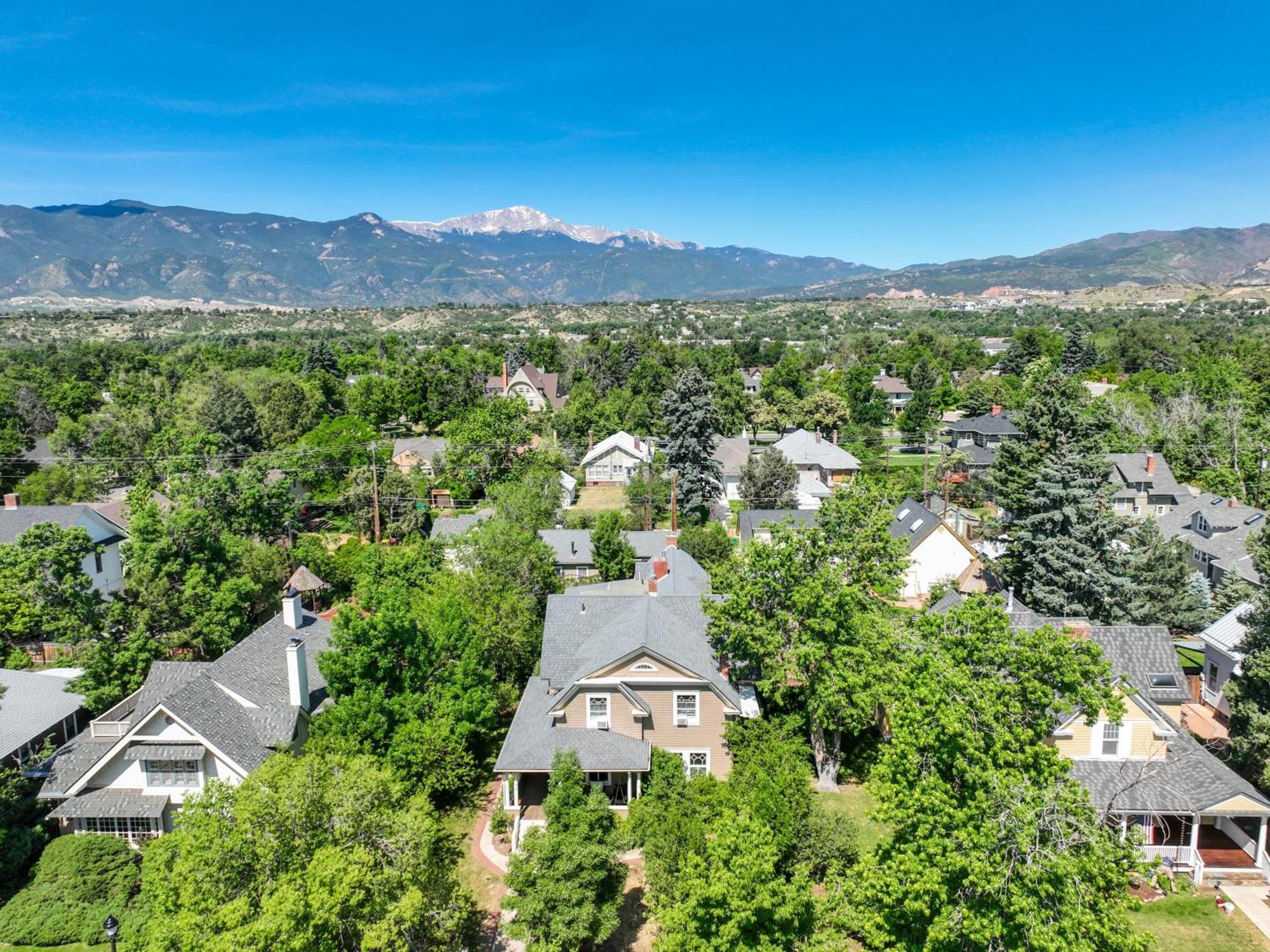 Noble Summit Bbq & Fire Pit & Scenic Views Apartamento Colorado Springs Exterior foto